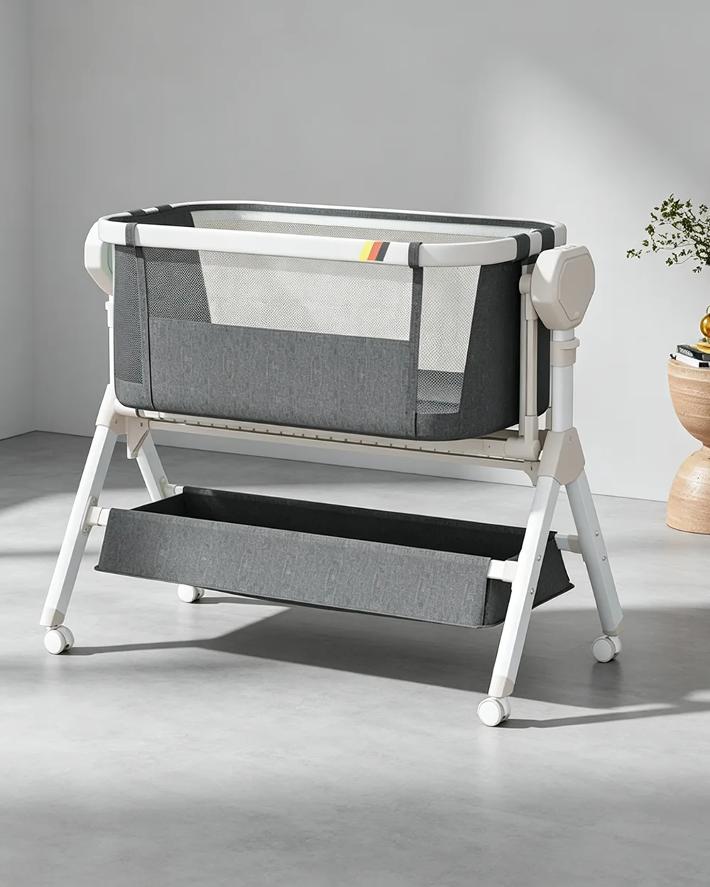 Alternative view of Bedside Sleeper Automatic Rocking Bassinet For Newborn